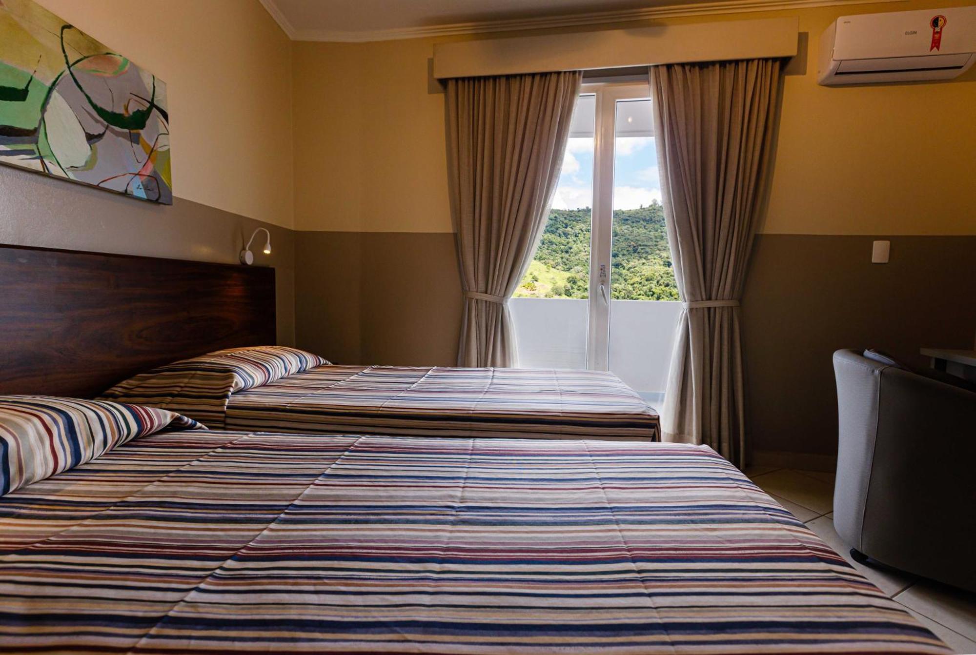 Panorama Hotel Агуас-ді-Ліндоя Екстер'єр фото